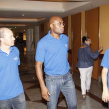 Anderson Silva deve participar de um reality show para aprender inglês. O lutador diz que o idioma é o único inimigo que ainda não conseguiu derrubar. Foto de 26 de março de 2013