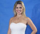 Pai de Fernanda aprova André e entrega a filha: 'Gastava muito pra ficar bonita'