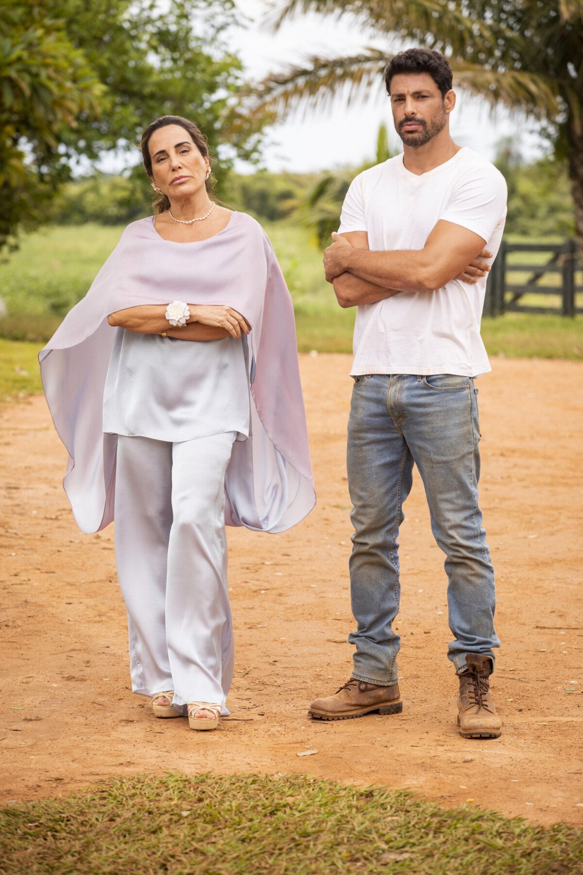 Foto Na novela Terra e Paixão Caio Cauã Reymond tem péssima