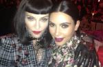 Grávida, Kim Kardashian publica foto ao lado de Madonna no Met Gala 2013