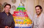 Tiago Abravanel mostra foto do aniversário de Silvio Santos: 'Parabéns, vô!'