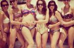 Ana Hickmann exibe barriga de grávida em dia de piscina com amigas