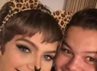Isabella Santoni se veste de gatinha para festa a fantasia e posta vídeo na web