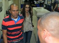 Ex-BBB Emilly evita imprensa após depor sobre indício de agressão de Marcos