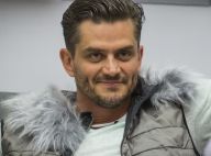 Ex-BBB Marcos posa lavando louça com morena e fãs questionam: 'É a próxima?'