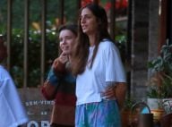 Bruna Linzmeyer e a namorada vão a restaurante com Isis Valverde e André Resende