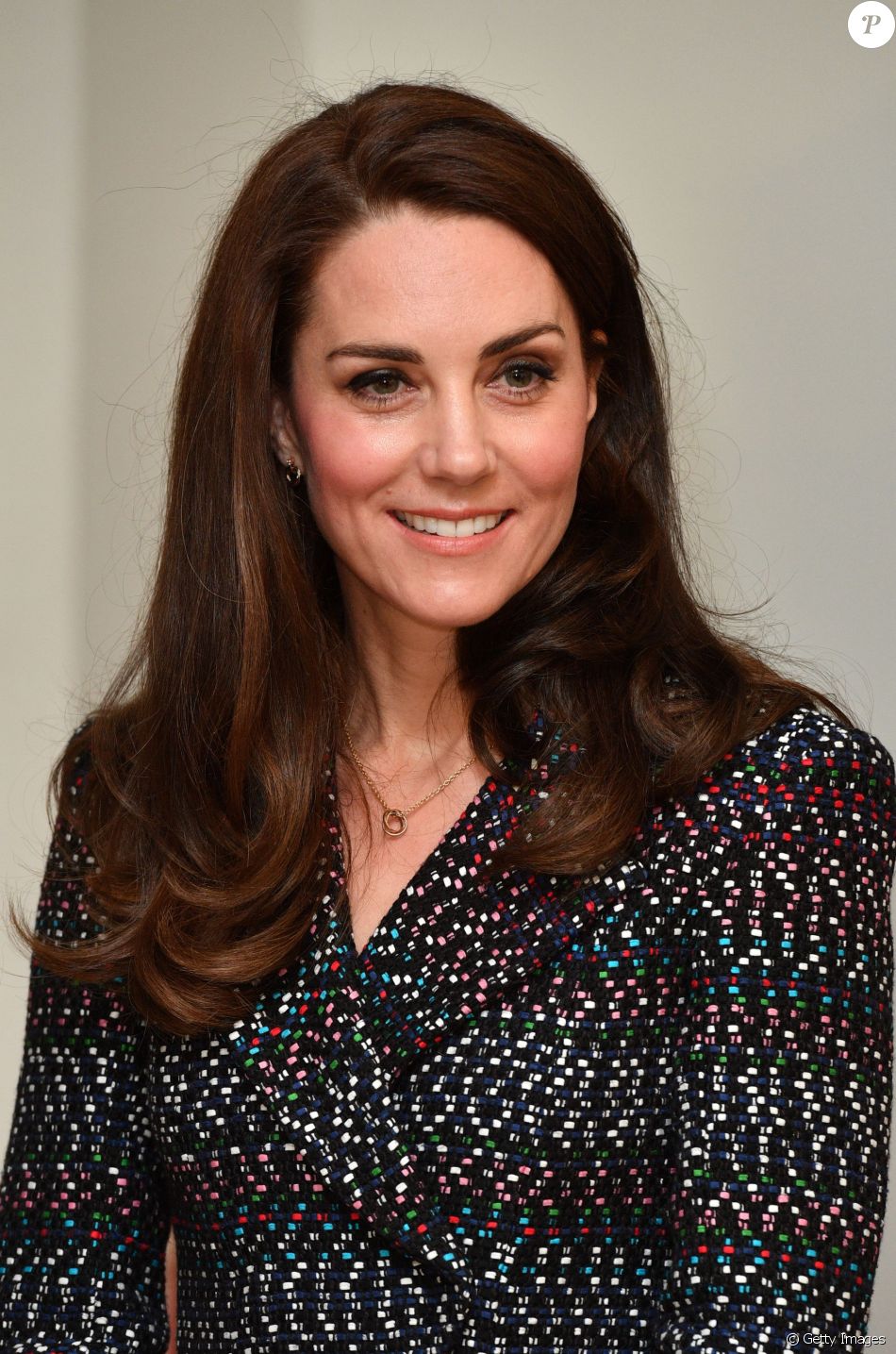 Kate Middleton foi clicada sem sutiã durante férias no Sul da França em 2012