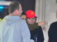 Ed Sheeran é tietado por fãs ao desembarcar no Rio para show. Veja fotos!