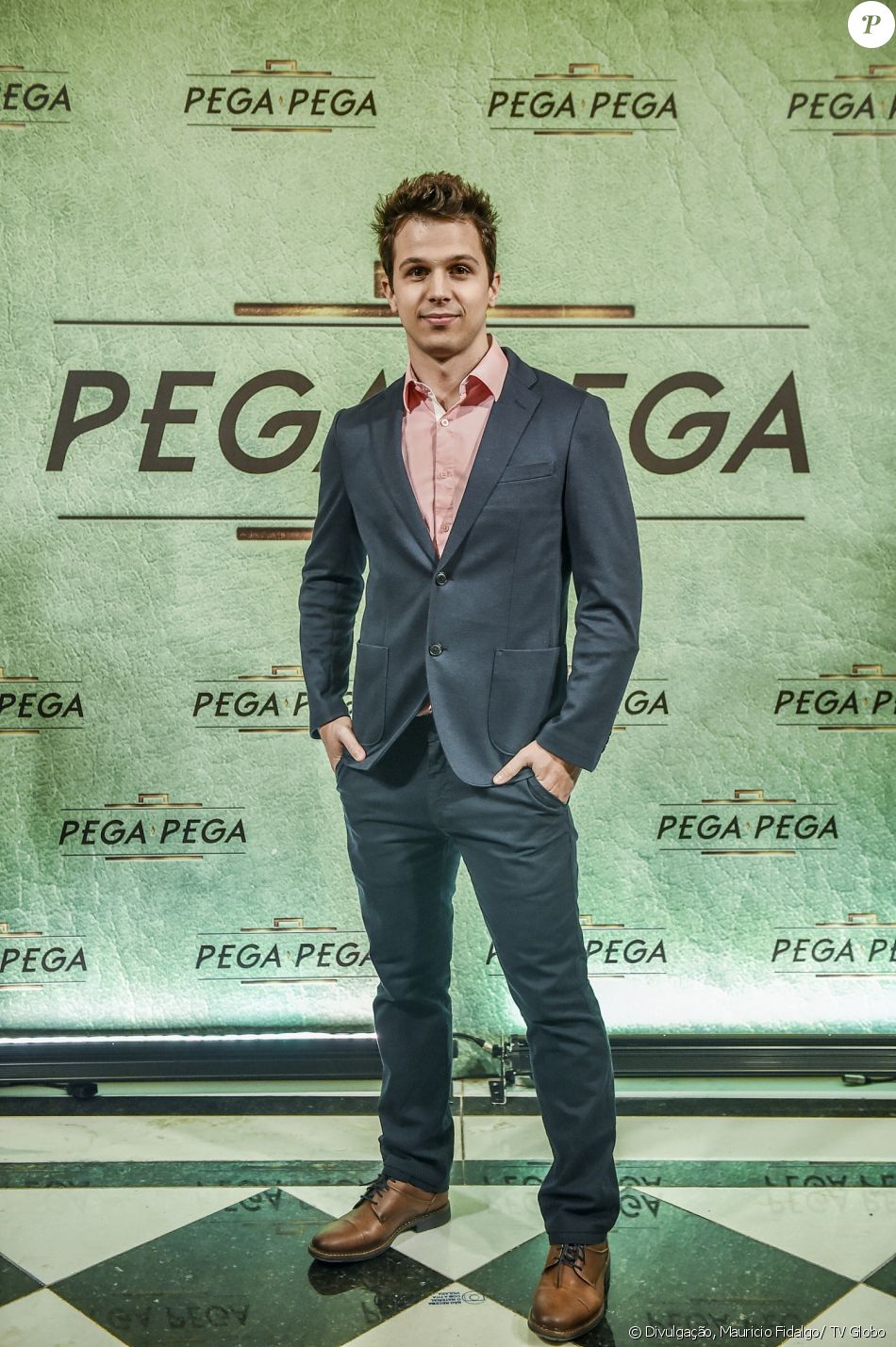 João Villa é Jefferson na novela 'Pega Pega'