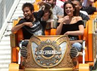 Neymar se diverte com Bruna Marquezine em parque de diversões nos EUA: 'Medo?'