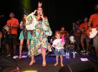 Carnaval em família! Neta de Preta Gil, Sol de Maria rouba a cena em camarote