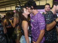 Agatha Moreira beija namorado, Pedro Lamin, em camarote: 'Carnaval juntinho'