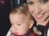 Thais Fersoza e filhos ganham beijo de Michel Teló nos bastidores de show. Vídeo