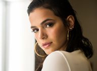 Vermelho, branco e rosa predominam em looks de Bruna Marquezine na Grécia. Veja!