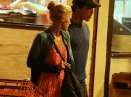 Pâmela Tomé e Romulo Neto, sem rotular romance, se abraçam após jantar. Fotos!