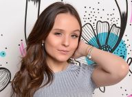 Larissa Manoela mostra curiosidade do convite da festa de 18 anos. Vídeo!