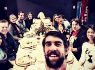 Michael Phelps deixa clínica de reabilitação e curte jantar ao lado da família