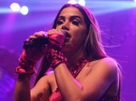 Anitta usa roupa de lutadora de boxe em show inspirado na Olimpíada do Rio
