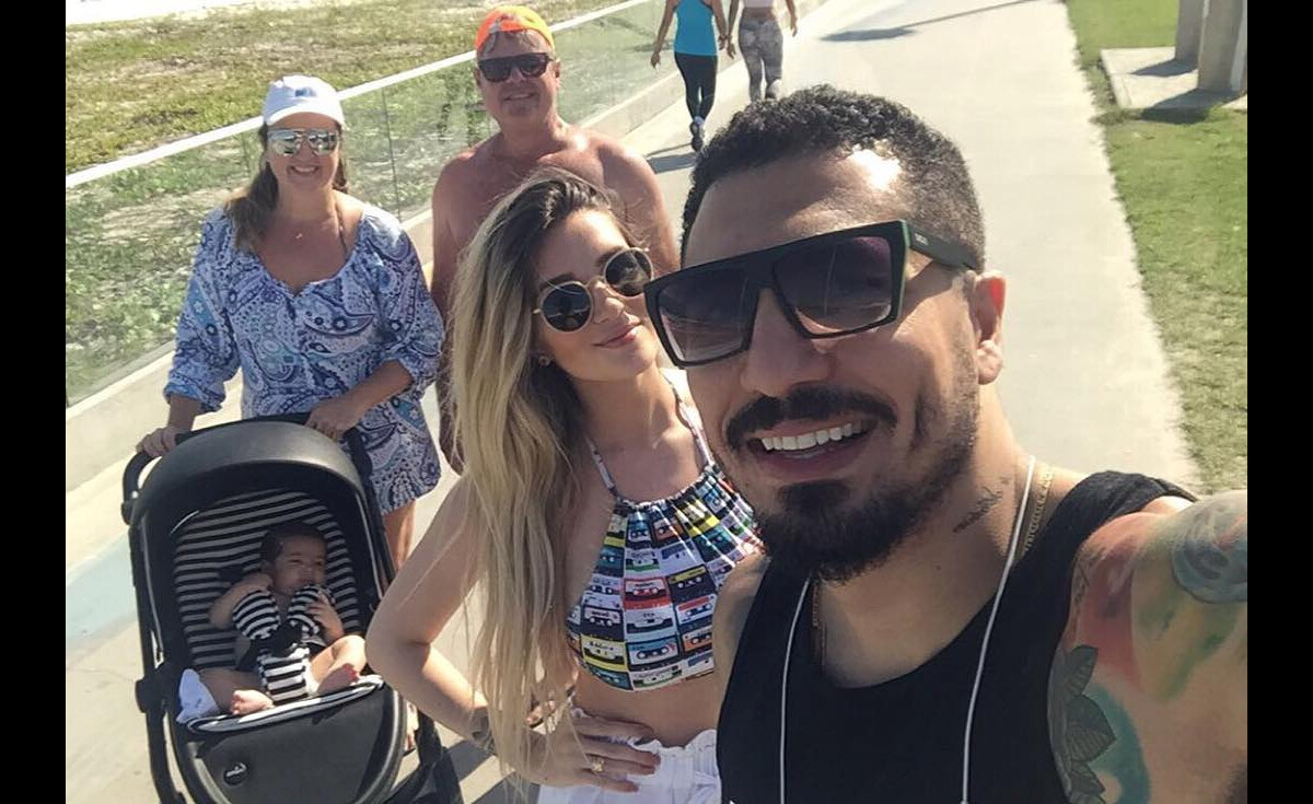 Foto Ex Bbb Aline Gotschalg E O Marido Fernando Medeiros Levaram O