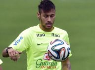 Copa do Mundo: Neymar joga com a seleção no primeiro treino na Granja Comary