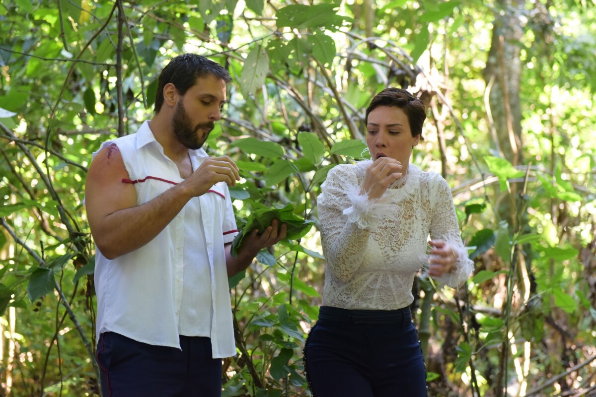 Foto Na Novela Top Ssima Sophia Camila Rodrigues E Antonio