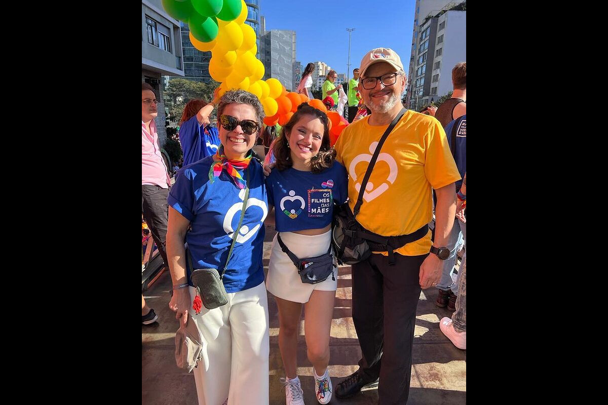 Foto Ernesto Paglia E Sandra Annenberg Foram Elisa At A Parada