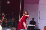 Marisa Orth, a Damáris de de 'Sangue Bom', sensualiza em palco de evento em SP