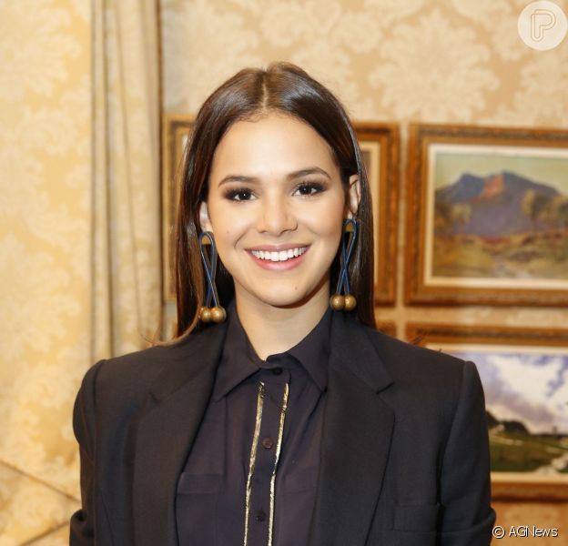 Bruna Marquezine E Mais Famosos Comemoram Aprova O Do Casamento Gay