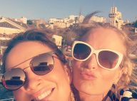 Angélica posa de rosto colado com Claudia Leitte em passeio de lancha na Bahia