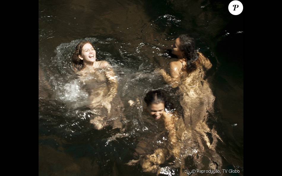 Sequência de nudez na novela 'Liberdade, Liberdade' também movimentou a web: 'Maravilha de banho de rio'
