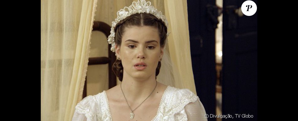 Novela 'Êta Mundo Bom': Mafalda (Camila Queiroz) diz que está com medo do cegonho de Romeu (Klebber Toledo)