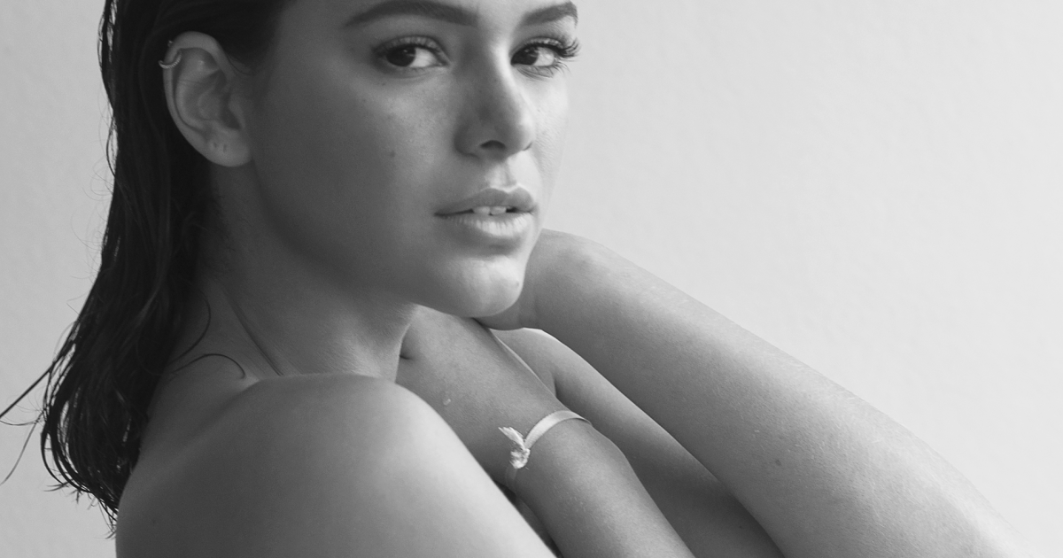 Bruna Marquezine Faz Topless Em Ensaio Sensual Para Revista Veja Fotos Purepeople