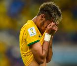 Neymar sofre fratura na vértebra e está fora da Copa do Mundo: 'Tristeza'