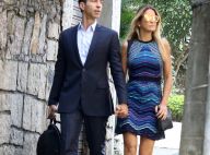 Ticiane Pinheiro e Cesar Tralli passeiam de mãos dadas após almoço no Rio