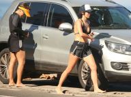 Nanda Costa curte dia de praia com namorada, Lan Lanh: 'Corridinha'. Fotos!