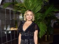 Looks pretinhos e florais são hit entre famosas em jantar de estilista americano