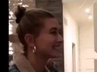 Hailey Baldwin, com o rosto sujo de bolo, ganha beijo de Bieber em aniversário