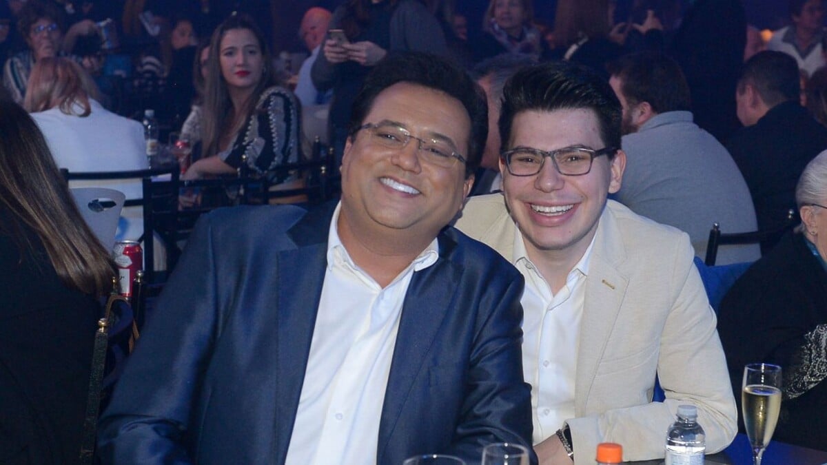 Foto Filho Do Apresentador Geraldo Lu S Chamou Aten O Dos F S Por