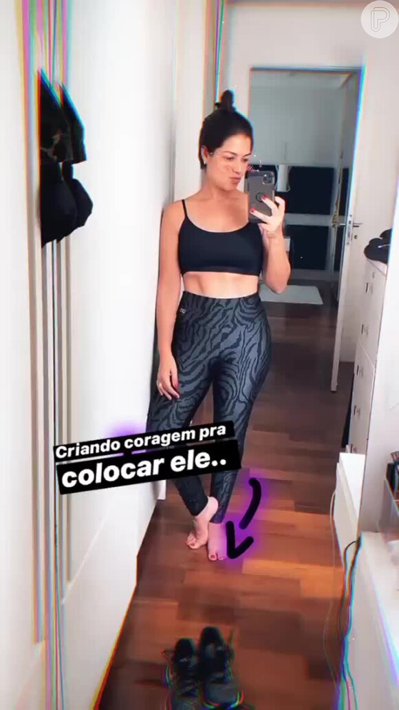 Vídeo Thais Fersoza deixou barriga à mostra em look de academia nesta