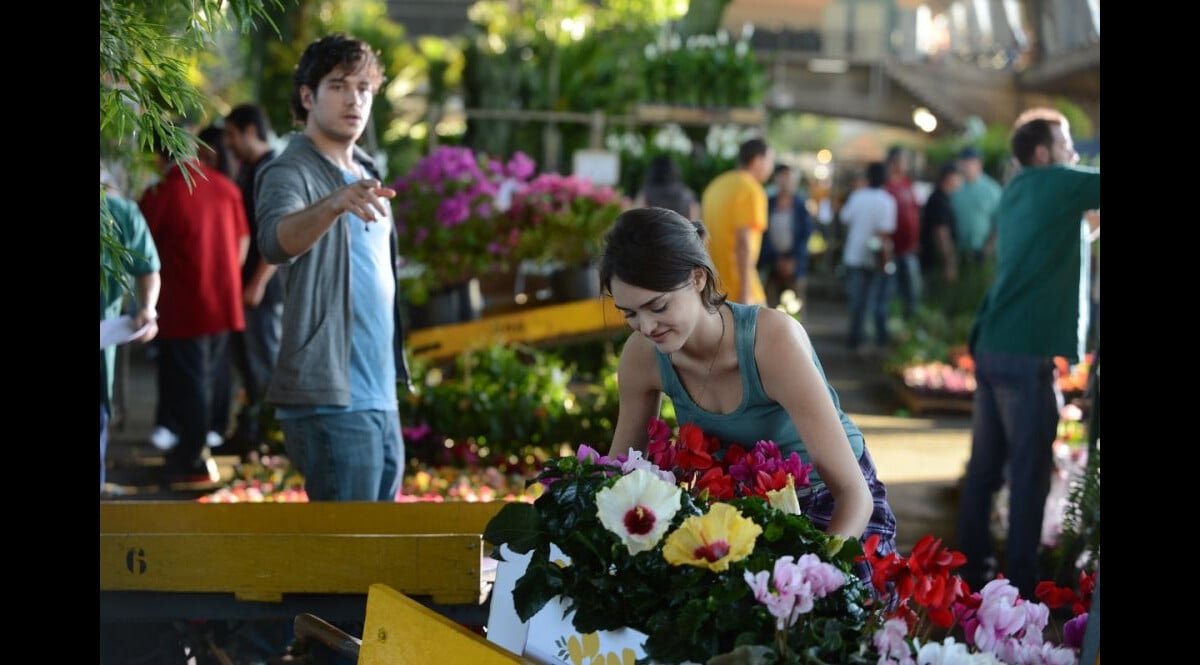 Foto Marco Pigossi E Isabelle Drummond Em Cena Como Bento E Giane