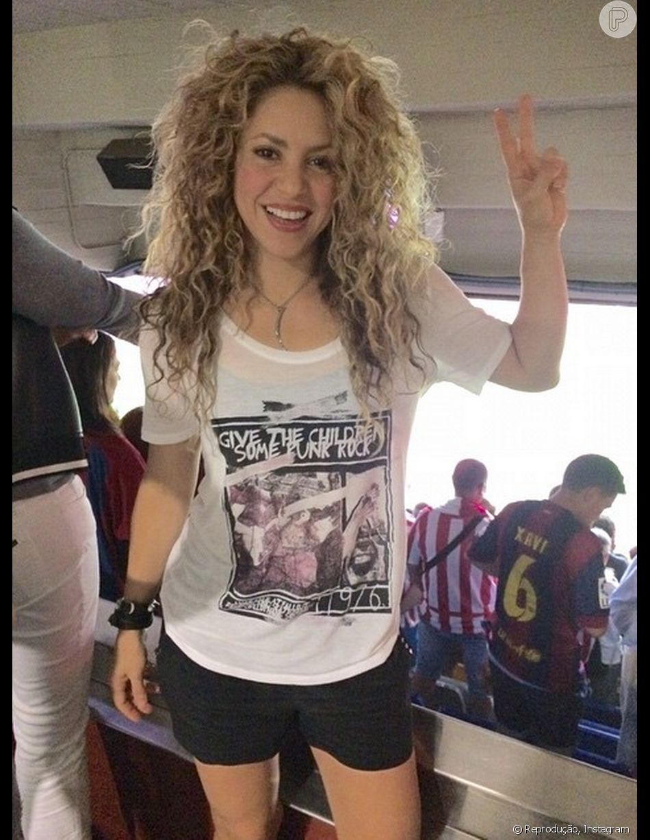 Shakira x Gerard Piqué nova polêmica Cantora proibiu nova namorada do