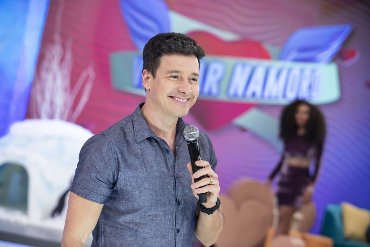 Foto Rodrigo Faro fora da Record TV As partes ainda não chegaram a um