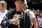 Veja fotos do primeiro dia de Neymar no Barcelona ao lado de Bruna Marquezine