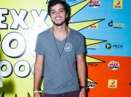 Rodrigo Simas e Lucas Malvacini curtem show do Naldo em evento no Rio