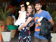 Deborah Secco e Hugo Moura mostram filha falando pela primeira vez: 'Saiu papai'