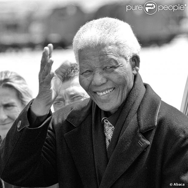 Morre aos 95 anos Nelson Mandela, ex-presidente da África do Sul
