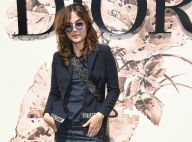 Maria Casadevall se despede de Paris com look inusitado e divide opiniões. Foto!
