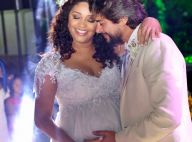 Juliana Alves, grávida de 7 meses, se casa com o diretor Ernani Nunes, no Rio