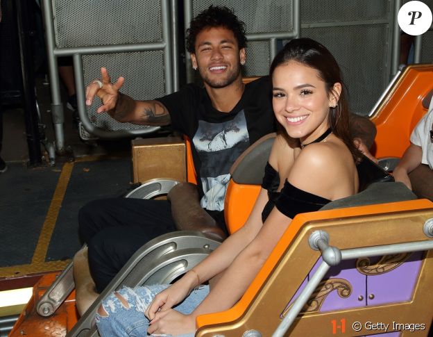 Neymar confirmou o término do namoro com Bruna Marquezine durante seu leilão beneficente, em São Paulo, no dia 22 de junho de 2017