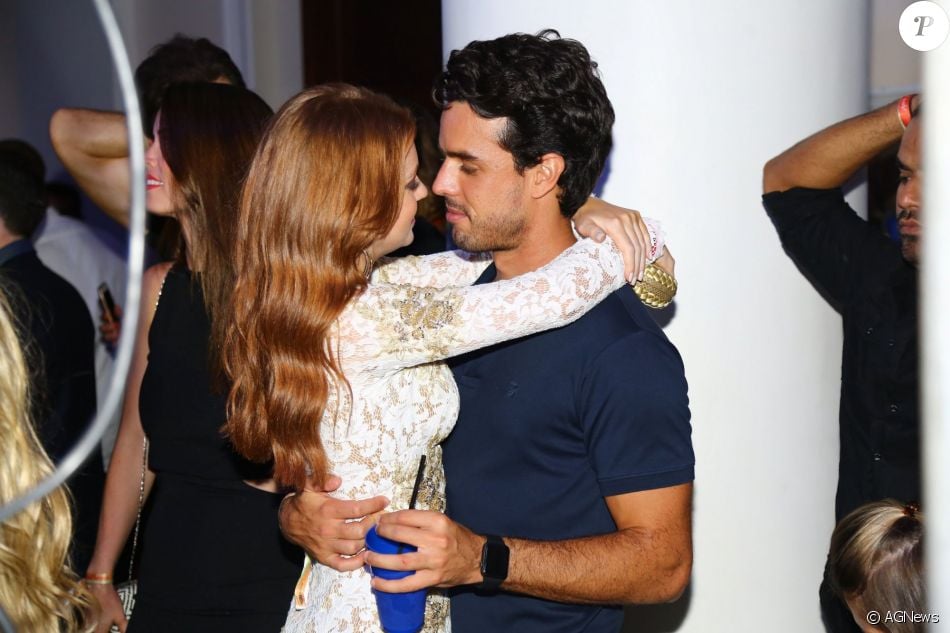 Primeiro beijo de Marina Ruy Barbosa e Xandinho Negrão foi ao som de Paula Fernandes, contou a sertaneja